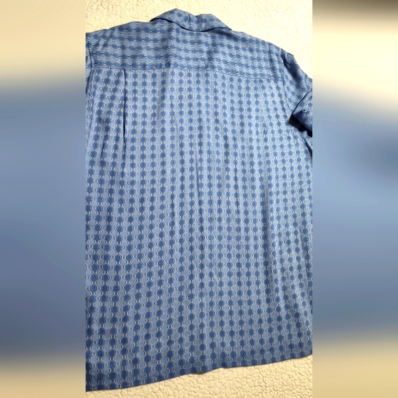 AXIST Button Down Short sleeve Men's Size L - Picture 7 of 9